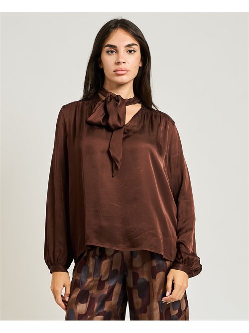 Blusa donna Manila Grace in raso con fiocco MANILA GRACE | C037VUMA646